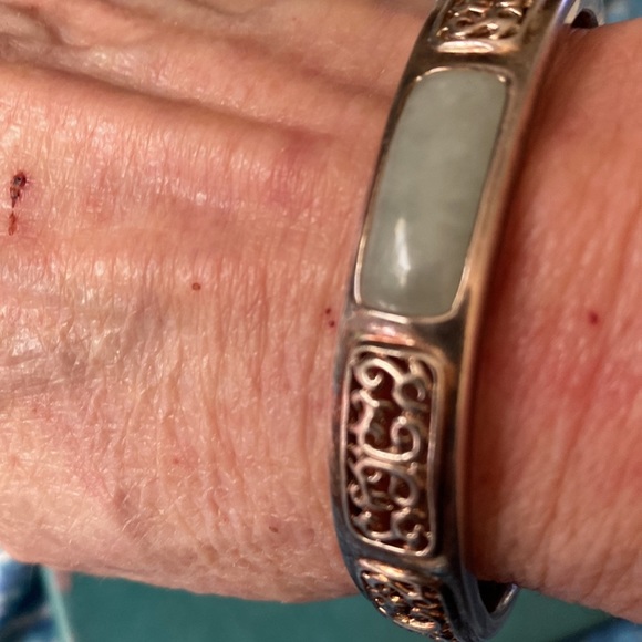 Sterling Silver jade stone inset cuff Size Small  vintage - Picture 6 of 9